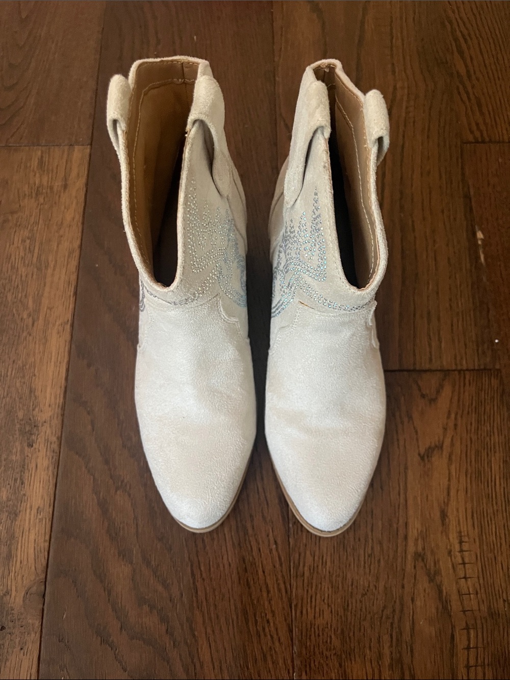 Soda Cream Suede Pointed Toe Ankle Booties